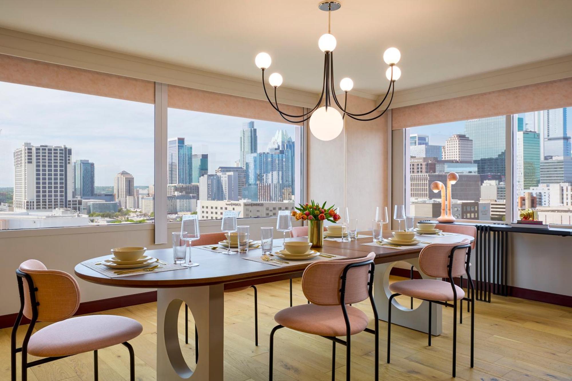 Downright Austin, A Renaissance Hotel מראה חיצוני תמונה