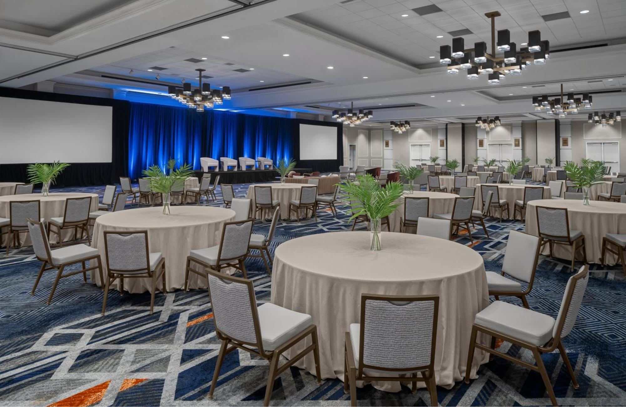 Downright Austin, A Renaissance Hotel מראה חיצוני תמונה