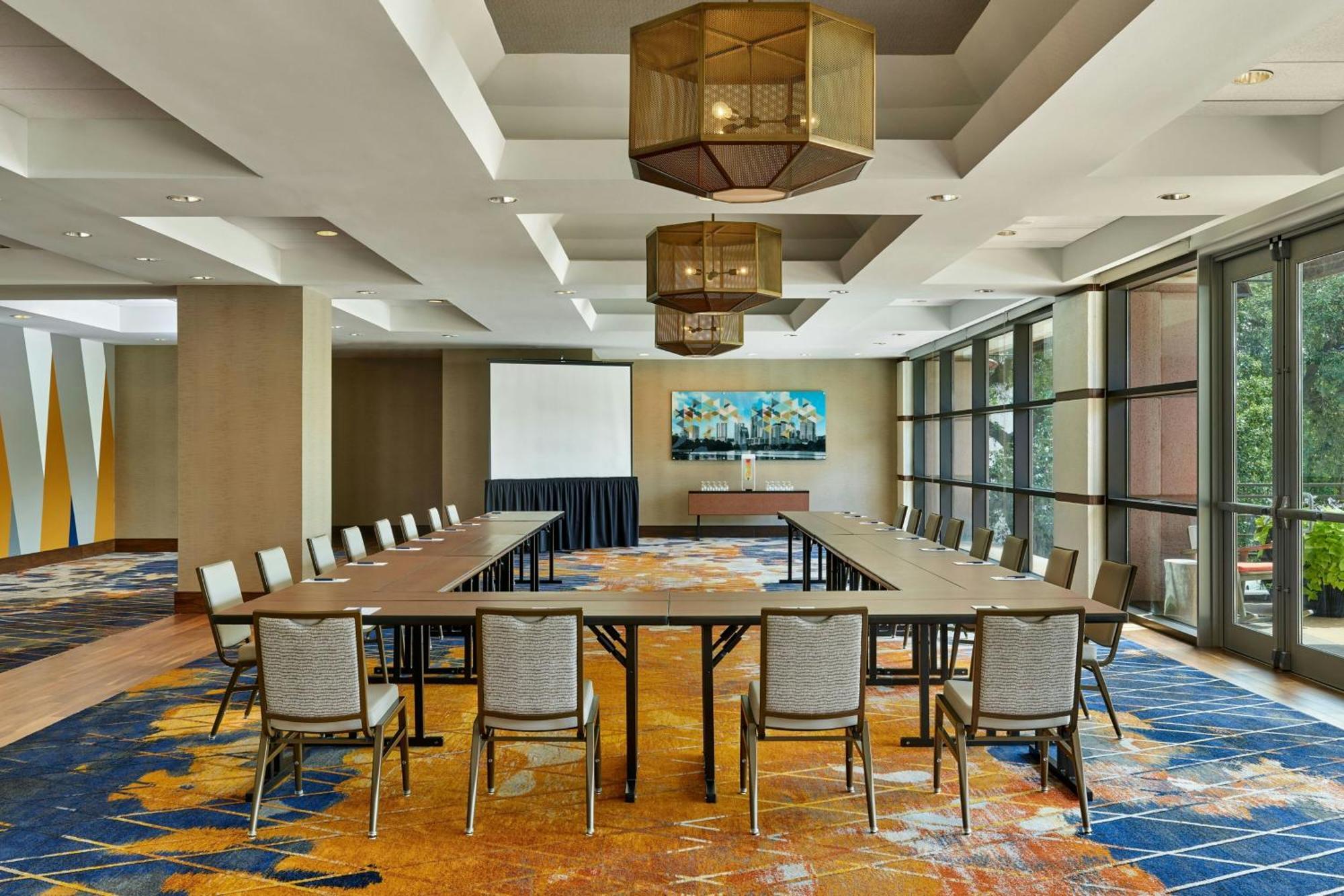 Downright Austin, A Renaissance Hotel מראה חיצוני תמונה